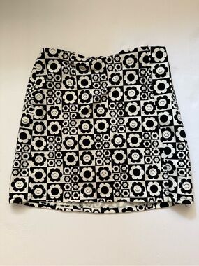 art class Black and White Floral Smiley Mini Skirt